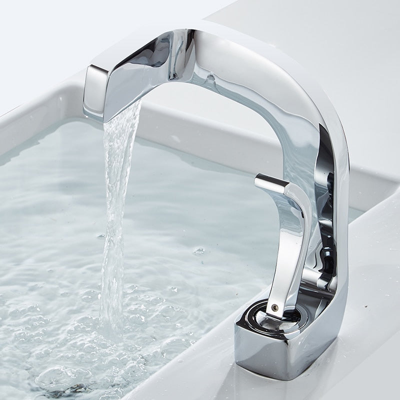 Garduru Gebogener Wasserhahn für das Badezimmer – Präzise Steuerung
