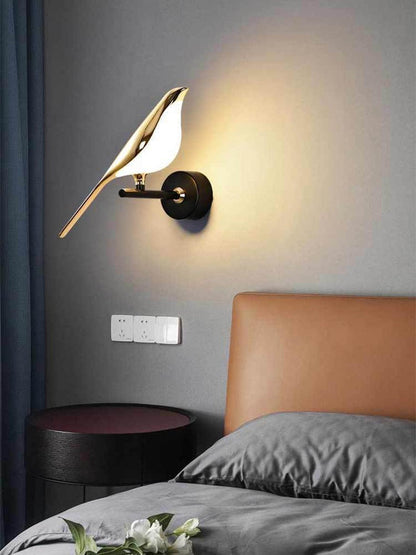 Moderne LED-Wandleuchte „Magpie Bird“