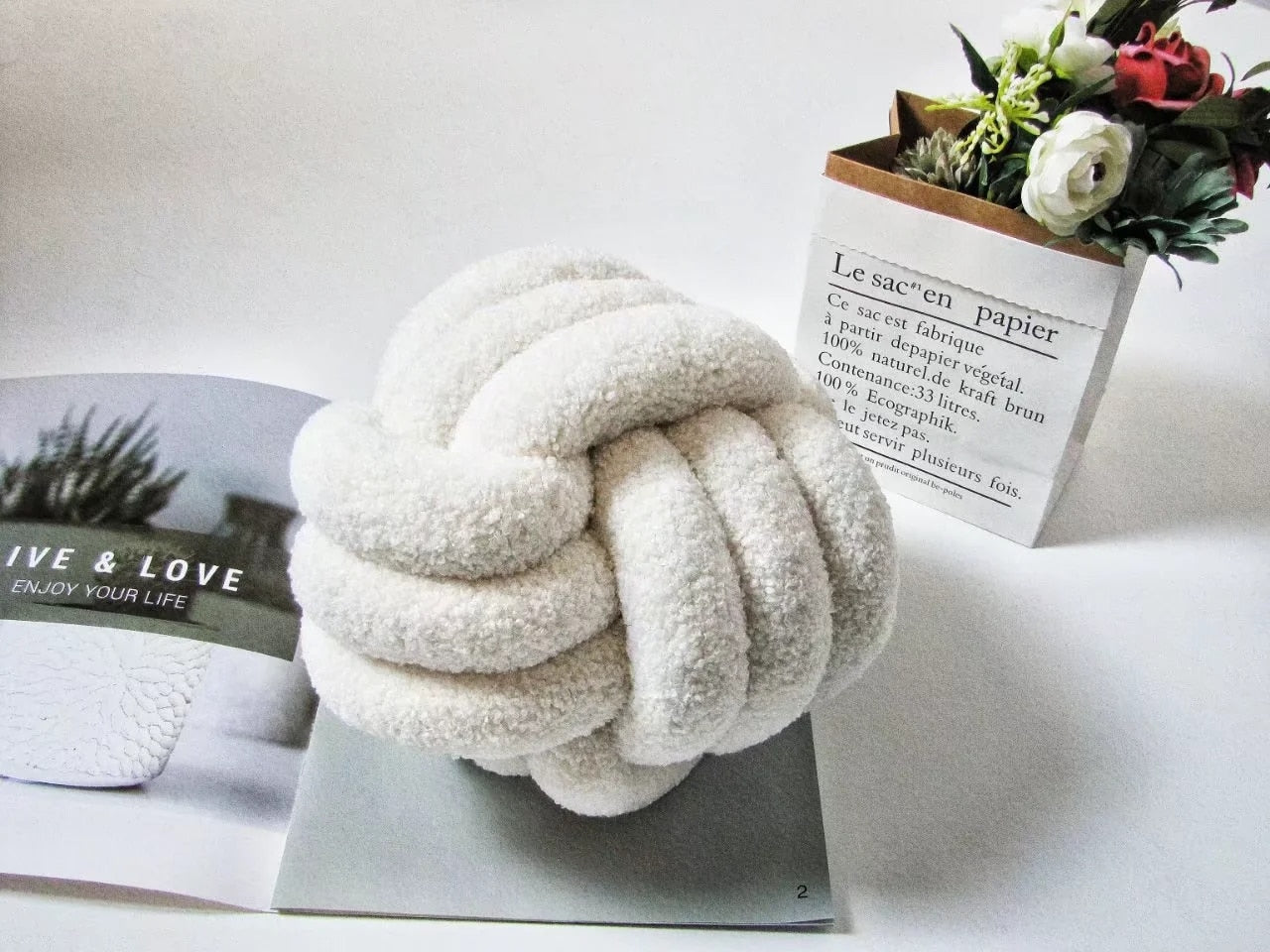 Garduru Knot Baumwoll-Wurfkissen aus Fleece – Komfort & Stil