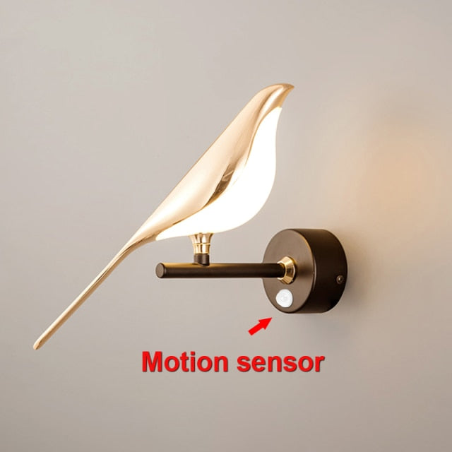 Moderne LED-Wandleuchte „Magpie Bird“