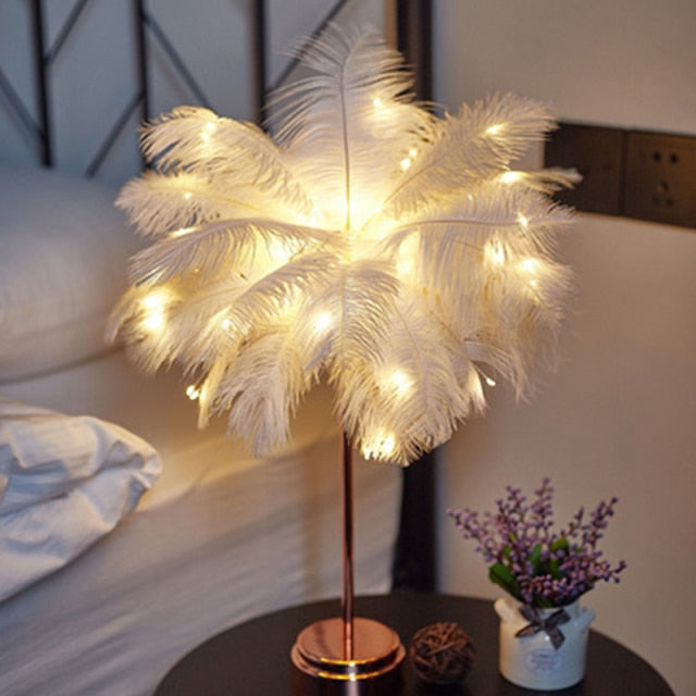 Garduru Elegance Tischlampe | Kreatives Palmenbaum-Federdesign | Romantische Beleuchtung | Exklusive Dekoration