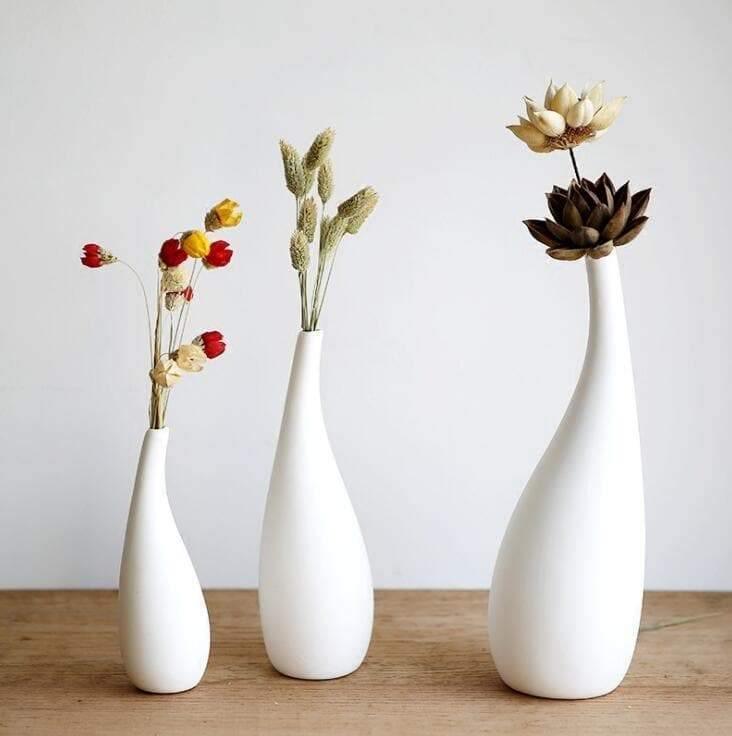 Garduru White Porcelain Vase | Tropfenform Design | Zeitlose Eleganz für Ihr Zuhause