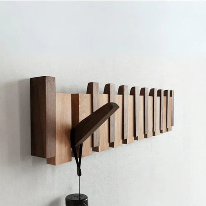 Garduru - Klaviergarderobe aus Holz