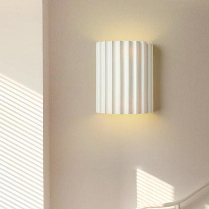 Moderne Design Wandleuchte – Lampenschirm in Falten