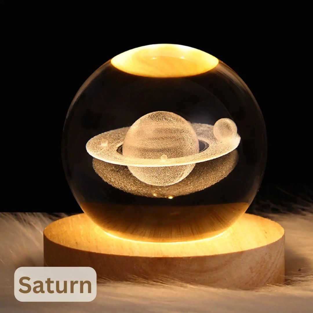 Beruhigende kosmische Lichter: Die Galaxie, Saturn und der Mond