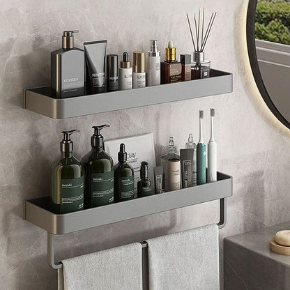 AquaShelf – Elegantes Wandregal für ein organisiertes Badezimmerinterieur
