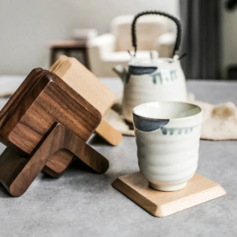 Sechsteilige Walnuss-Untersetzer-Set