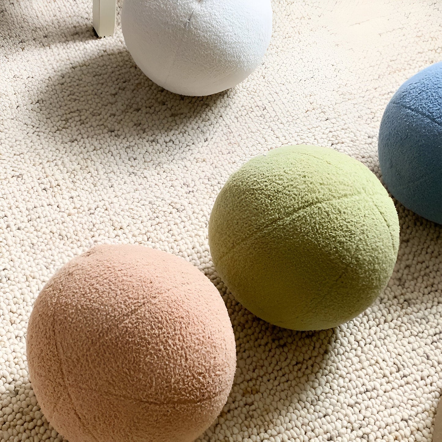 Weicher Spaßball-Form Kissen