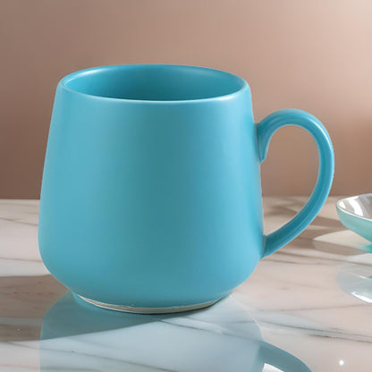 Vollfarbiger matter Kaffeebecher