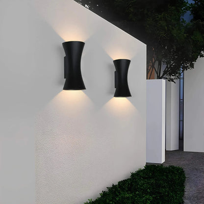 Außenwandleuchte - Elegantes Allwetterdesign für den Einsatz zu Hause und im Büro