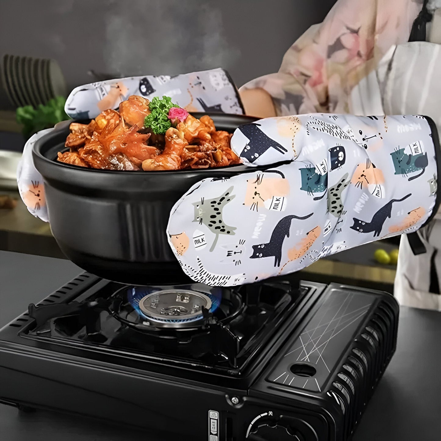 Zweiteiliges Set mit Katzenmotiv Ofenhandschuhe