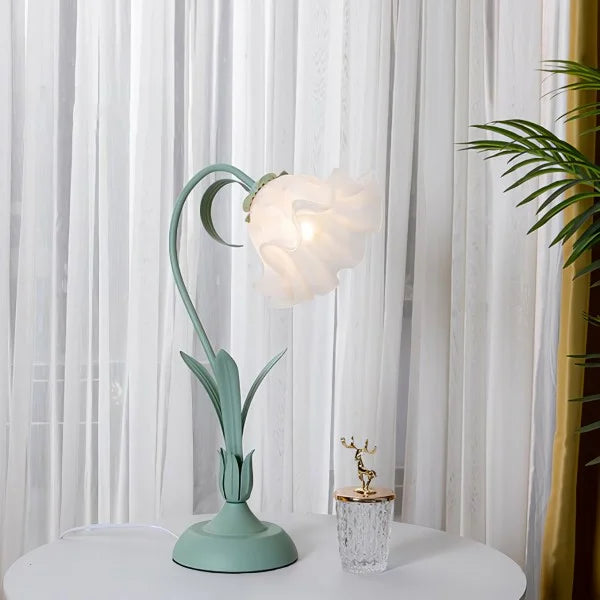 Garduru Adjustable Flower Tischlampe – Elegantes Design mit funktionaler Flexibilität