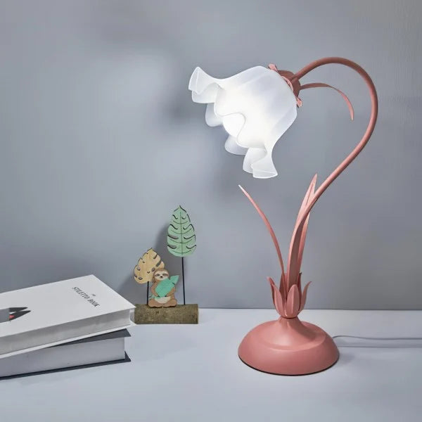 Garduru Adjustable Flower Tischlampe – Elegantes Design mit funktionaler Flexibilität