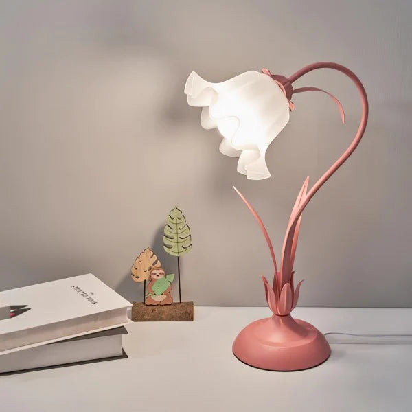 Garduru Adjustable Flower Tischlampe – Elegantes Design mit funktionaler Flexibilität