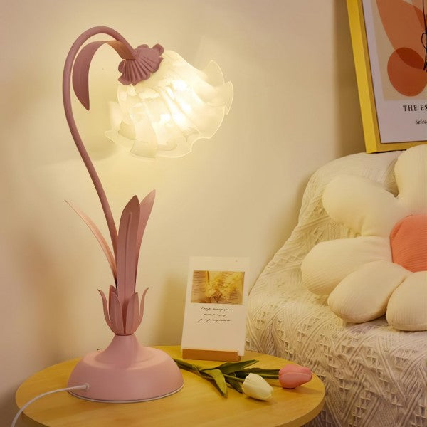 Garduru Adjustable Flower Tischlampe – Elegantes Design mit funktionaler Flexibilität