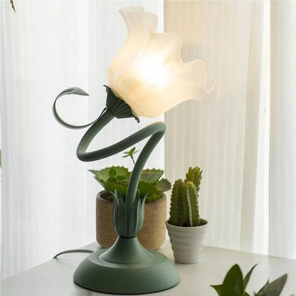 Garduru Adjustable Flower Tischlampe – Elegantes Design mit funktionaler Flexibilität