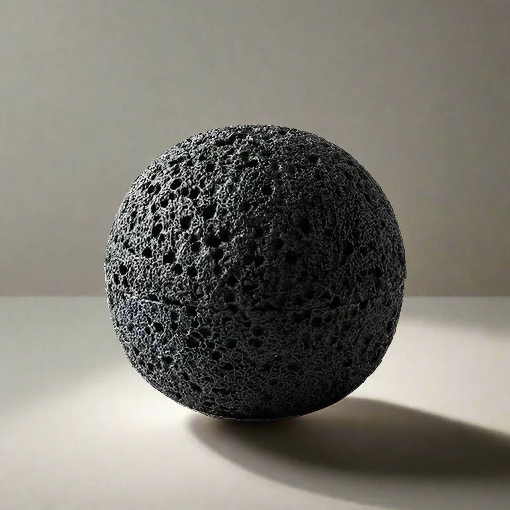 Skurrige schwarze Vulkanstein-Schüssel