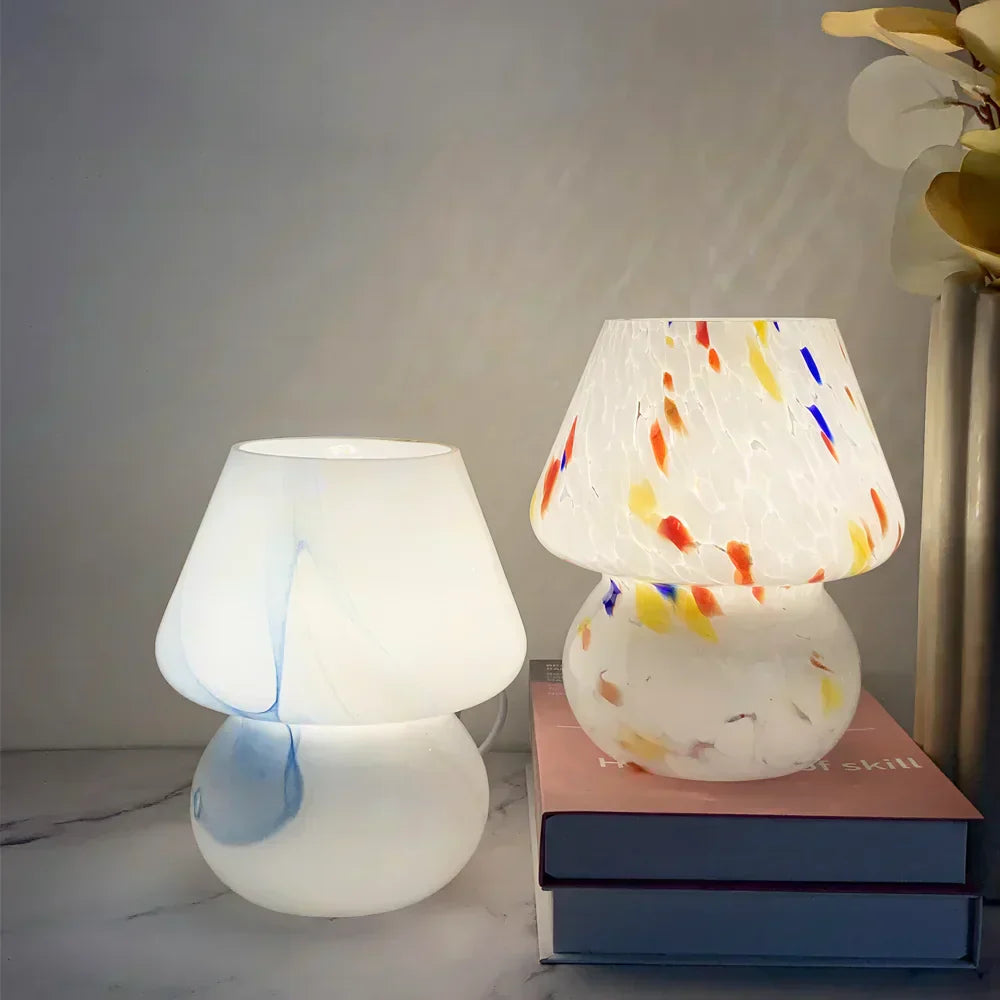 Elegante Glas-Pilz-Tischlampe