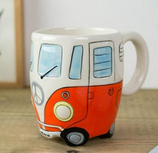 GroovyVibes – Retro Hippie Bus Kaffeetasse aus nachhaltiger Keramik