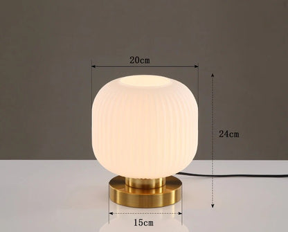 Elegante Tischlampe aus Glas und Eisen mit E27 Lampenfassung