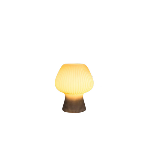 NostalgiaLight – Vintage Tischlampe mit zeitloser Eleganz