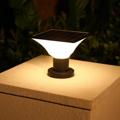LED-Solarstützlamp – Wetterfester Außenbeleuchtung mit 4000mAh Batterie