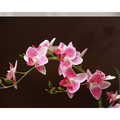 Taubenförmige Keramikvase mit Orchidee