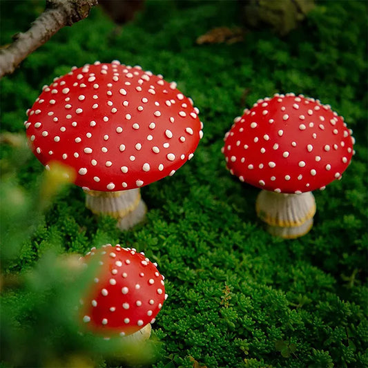 Leuchtende Miniatur-Pilzdekoration