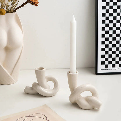 Knotted Keramikkerzenhalter Aus Weiß