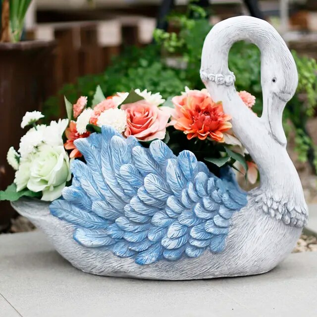 Schwan Eleganz: Gartenschaustück