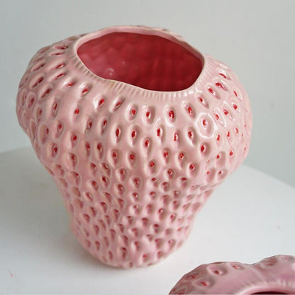 Garduru Strawberry Ceramic Vase