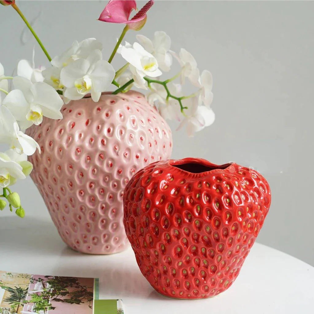 Garduru Strawberry Ceramic Vase