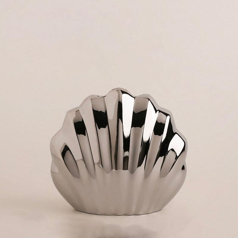 Garduru Shell Vase