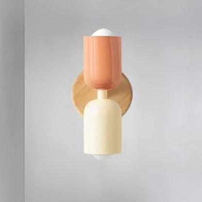 Garduru Doppelköpfe Wandlampe Holzbasis