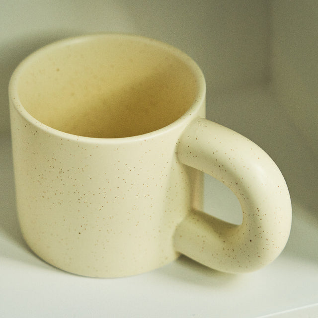 Elegante Kaffeetasse aus Keramik